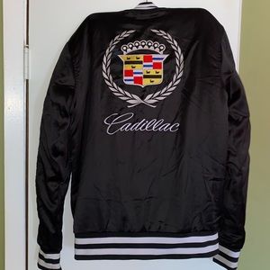 VICELAND X CADILLAC bomber jacket❤️‍🔥